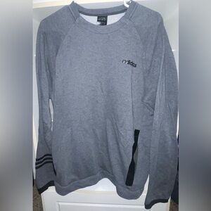 Gray Adidas crewneck with pockets - size large